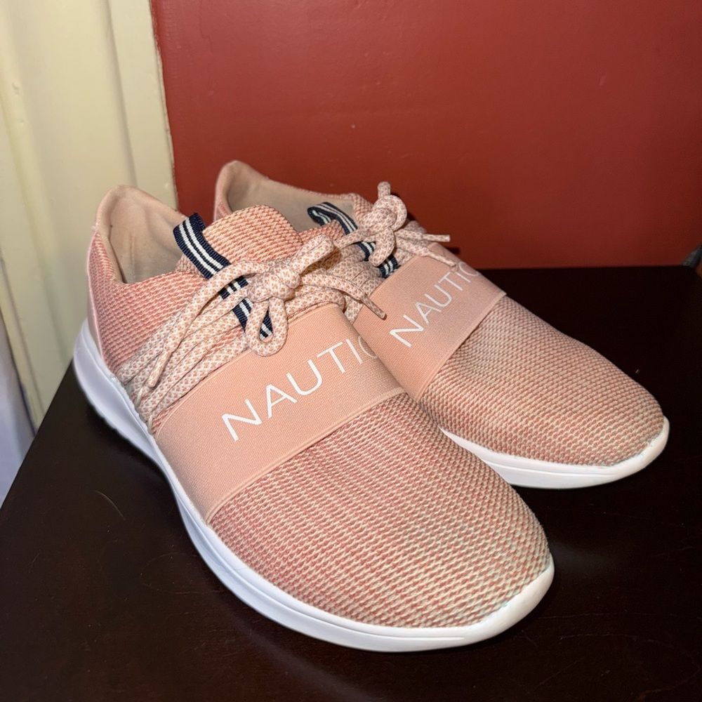 Nautica Pink Sneakers Women’s Size 7 Rielle Balance